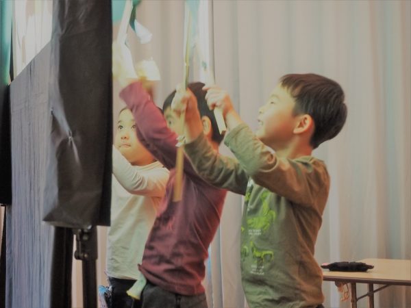 表現することを楽しんでいる様子の子どもたち